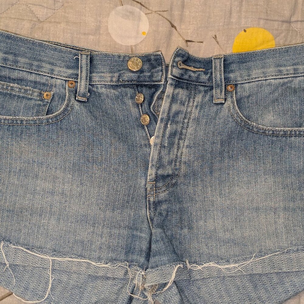 BDG Tomgirl Raw‎ Hem Womens Jeans Shorts Button-up Lightly Cuffed 26 or 2/4